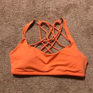 🔥SOLD🔥Lululemon free to be wild sports bra 8